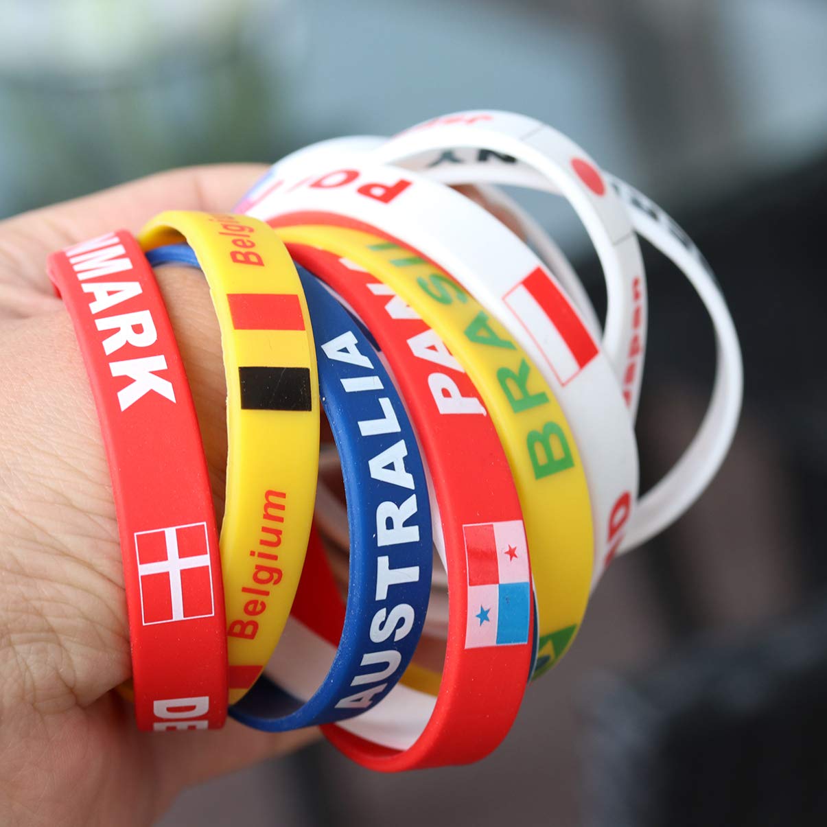男性と女性のための世界旗のシリコーンブレスレット、スポーツゲ - Men Accessories Qatar のレビューと価格