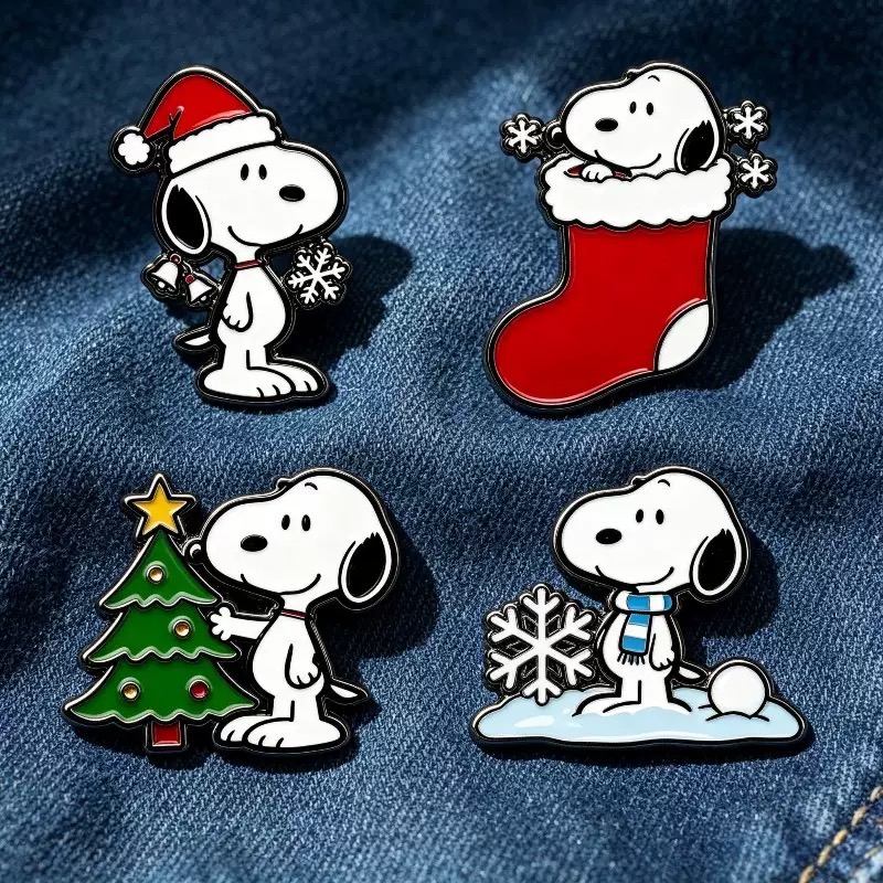 クリスマス柄の可愛い子犬のエナメルピン4個セット。サンタ帽の - Lapel Pin Enamel のレビューと価格