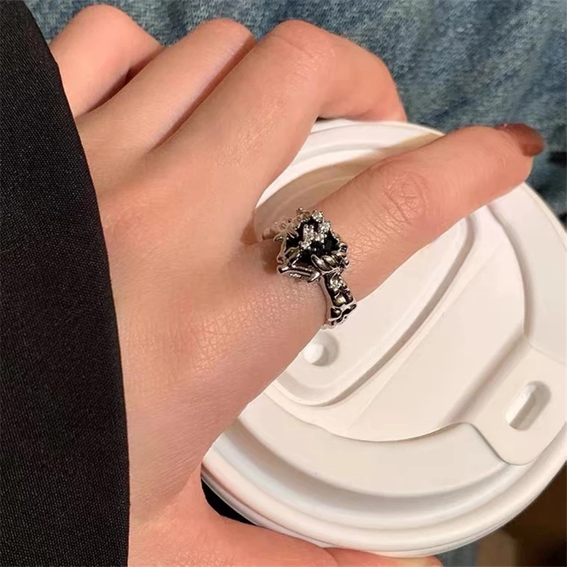 Kpop トレンドパンクゴスとげブラックシルバーカラー不規則 - Men Accessories Silver のレビューと価格